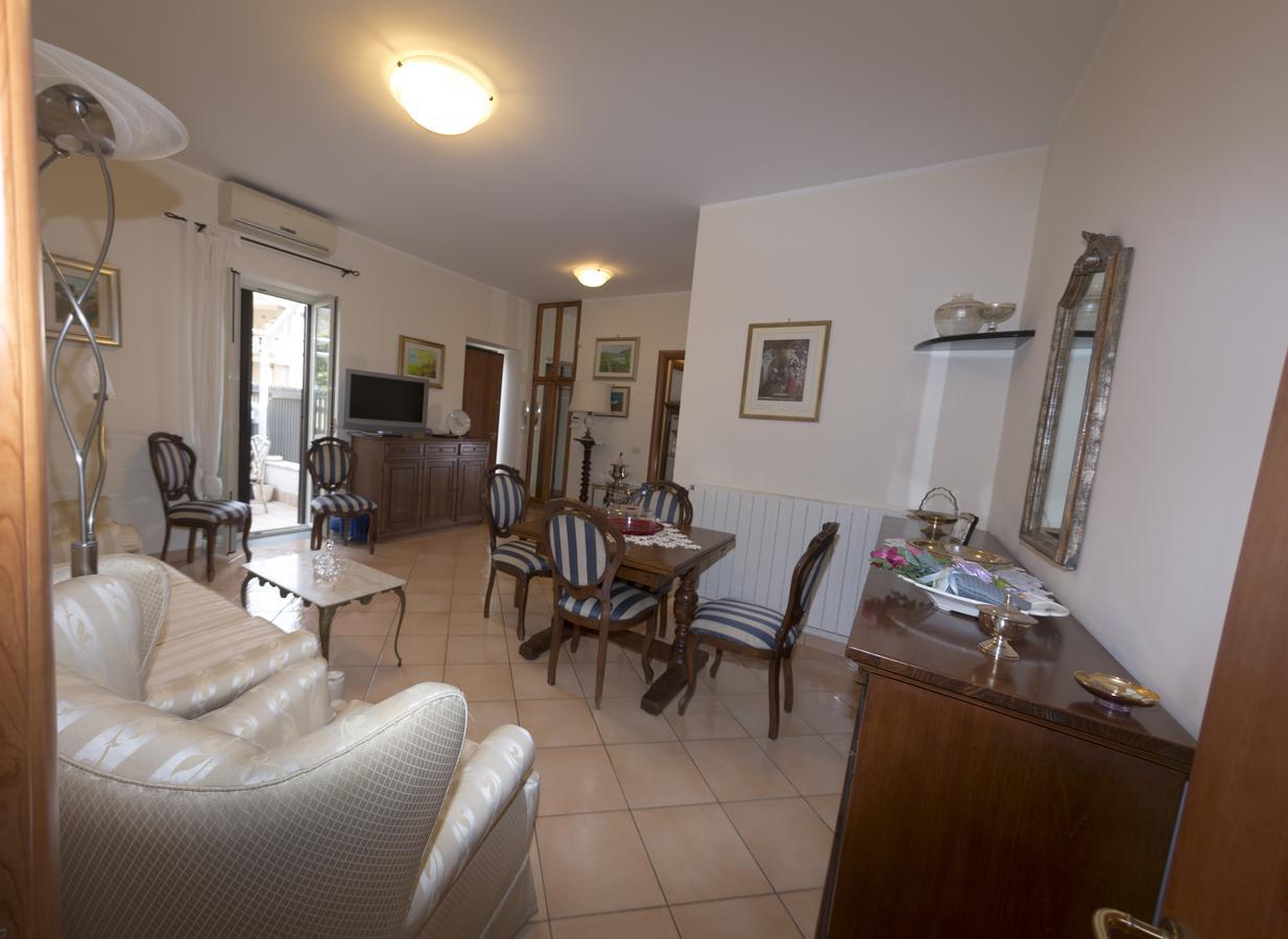 Pompei Deluxe Apartment Formia Exterior photo